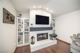 3362 Starwick Dr, Canfield, OH 44406 - Photo 3