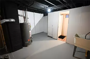 3325 Sunnybrooke Dr, Youngstown, OH 44511 - Photo 43