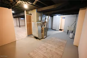 3325 Sunnybrooke Dr, Youngstown, OH 44511 - Photo 45