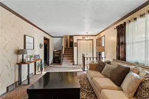 702 Netherwood Ave NW, Canton, OH 44708 - Photo 7