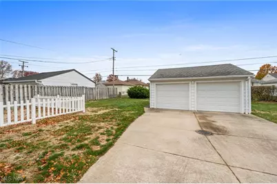 29488 Woodway Drive, Wickliffe, OH 44092 - Photo 29