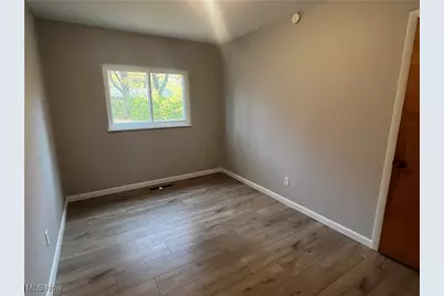 1766 Green Road, Madison, OH 44057 - Photo 7