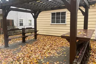 1766 Green Rd, Madison, OH 44057 - Photo 11