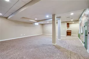 8254 Beaumont Dr, Mentor, OH 44060 - Photo 45