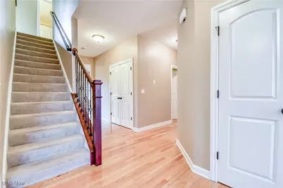 8254 Beaumont Drive, Mentor, OH 44060 - Photo 11