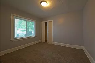 1033 Chalker St, Akron, OH 44310 - Photo 11