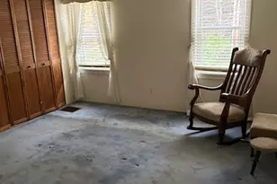 1053 Wilson Ave, Steubenville, OH 43952 - Photo 3