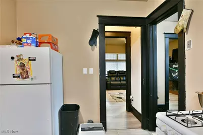 32 E Avondale Avenue, Youngstown, OH 44507 - Photo 37