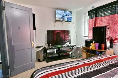 32 E Avondale Avenue, Youngstown, OH 44507 - Photo 33