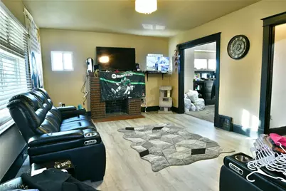 32 E Avondale Avenue, Youngstown, OH 44507 - Photo 17