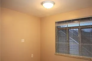 617 E Robinson Ave, Barberton, OH 44203 - Photo 13