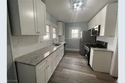 3235 Oak Road, Cleveland Heights, OH 44118 - Photo 11