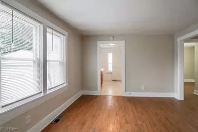 2227 43rd Street NW, Canton, OH 44709 - Photo 5