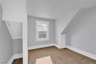 1820 W 57th St, Loveland, OH 44102 - Photo 13