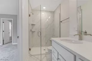 2253 E 97th St, Loveland, OH 44106 - Photo 17