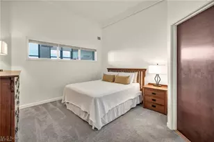 1133 W 9th St, Loveland, OH 44113 - Photo 17