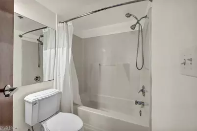 1133 W 9th Street #412, Loveland, OH 44113 - Photo 21