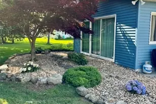 8010 Zupancic Dr, Garrettsville, OH 44231 - Photo 27