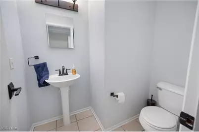 2177 W 41st Street, Loveland, OH 44113 - Photo 9