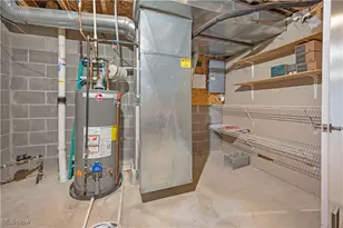 2177 W 41st St, Loveland, OH 44113 - Photo 31