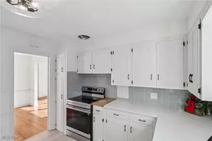 1126 Greenvale Ave, Akron, OH 44313 - Photo 13