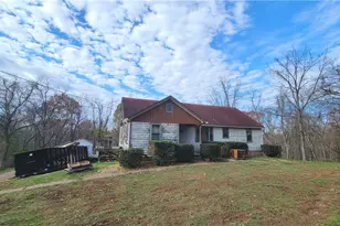 641 Warren Chapel Rd, Marietta, OH 45729 - Photo 5