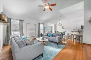 39111 Princeton Cir, Avon, OH 44011 - Photo 11