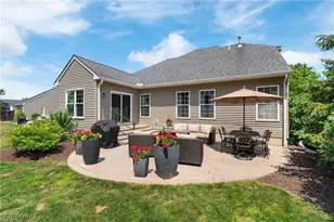 39111 Princeton Cir, Avon, OH 44011 - Photo 5