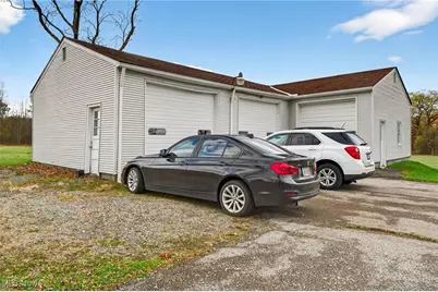 13149 Gar Highway, Chardon, OH 44024 - Photo 9