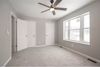 10203 Kennedy Avenue, Loveland, OH 44104 - Photo 9