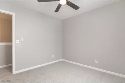 10203 Kennedy Avenue, Loveland, OH 44104 - Photo 13