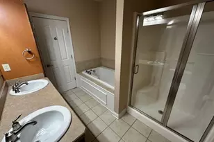 5071 Shepherds Gln, Willoughby, OH 44094 - Photo 11