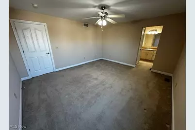 5071 Shepherds Glen, Willoughby, OH 44094 - Photo 13