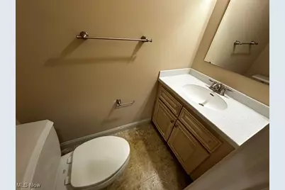 5071 Shepherds Glen, Willoughby, OH 44094 - Photo 19