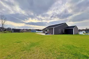 231 Liberty Ln, Wellington, OH 44090 - Photo 33