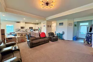 231 Liberty Ln, Wellington, OH 44090 - Photo 3