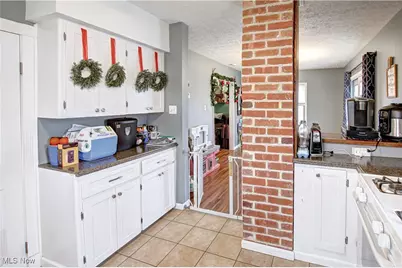 1465 Multnoma Avenue, Akron, OH 44305 - Photo 5