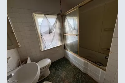 16811 Biltmore Avenue, Loveland, OH 44128 - Photo 13