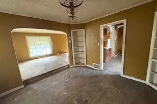 16811 Biltmore Ave, Loveland, OH 44128 - Photo 9