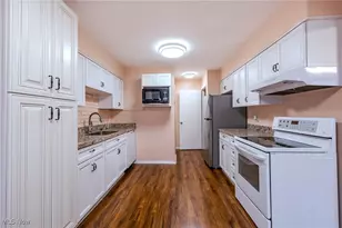 5520 Bretton Ct, Willoughby, OH 44094 - Photo 9