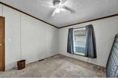 275 Ashwood Drive, Elyria, OH 44035 - Photo 25