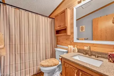 275 Ashwood Drive, Elyria, OH 44035 - Photo 35