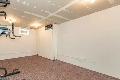 408 E 322nd Street, Willowick, OH 44095 - Photo 27