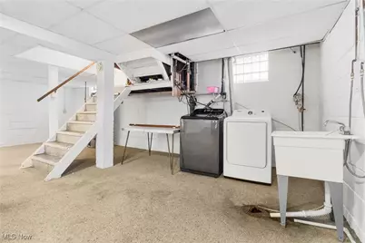 313 Nassau Street E, East Canton, OH 44730 - Photo 21