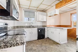 313 Nassau Street E, East Canton, OH 44730 - Photo 13