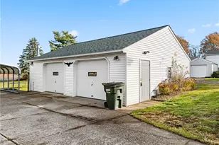 313 Nassau Street E, East Canton, OH 44730 - Photo 29