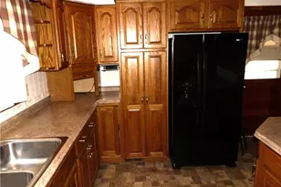 1524 8th St, Moundsville, WV 26041 - Photo 11