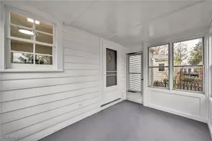 19315 Gladstone Rd, Warrensville Heights, OH 44122 - Photo 37