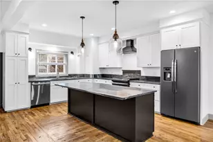 3303 Chatham Ave, Loveland, OH 44113 - Photo 7