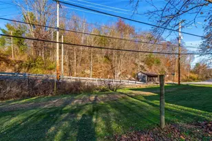 8755 Main St SE, Corning, OH 43730 - Photo 27